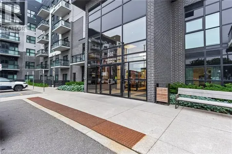 102 Grovewood Common Oakville ON L6H 0X2
