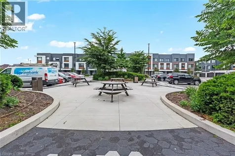 102 Grovewood Common Oakville ON L6H 0X2