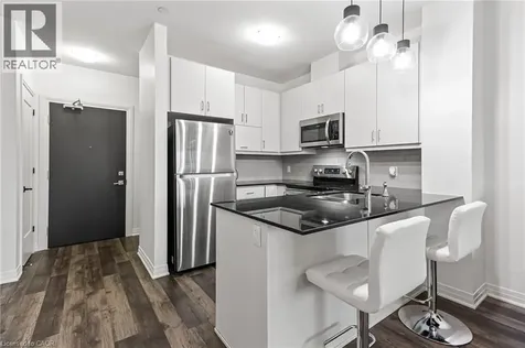 102 Grovewood Common Oakville ON L6H 0X2