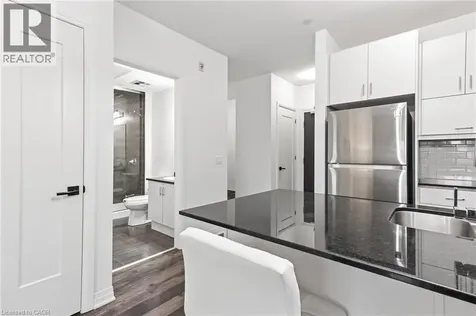 102 Grovewood Common Oakville ON L6H 0X2