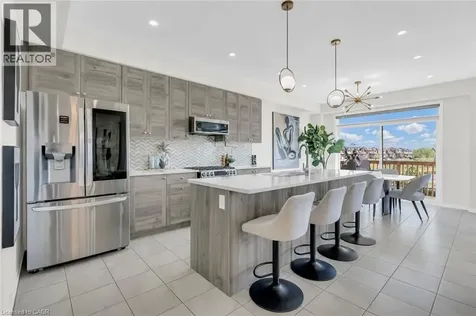 28 Magdalena Street Stoney Creek ON L8J 0M3