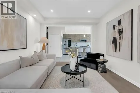 28 Magdalena Street Stoney Creek ON L8J 0M3