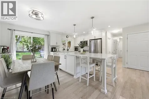 52 Grand Avenue Caledonia ON N3W 2J5