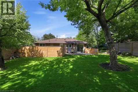 52 Grand Avenue Caledonia ON N3W 2J5