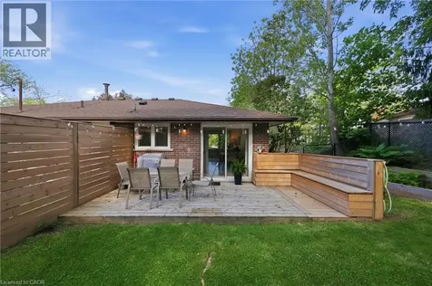 52 Grand Avenue Caledonia ON N3W 2J5