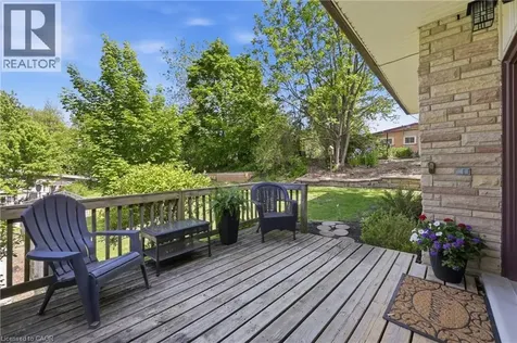 52 Grand Avenue Caledonia ON N3W 2J5