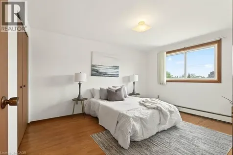 134 Greeningdon Drive Hamilton ON L9A 3A9