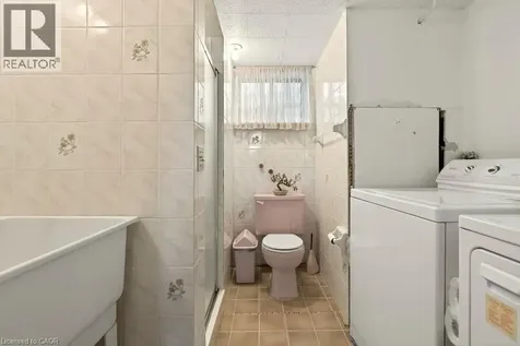 134 Greeningdon Drive Hamilton ON L9A 3A9