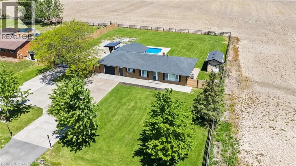 214 Binbrook Road Glanbrook ON L0R 1C0