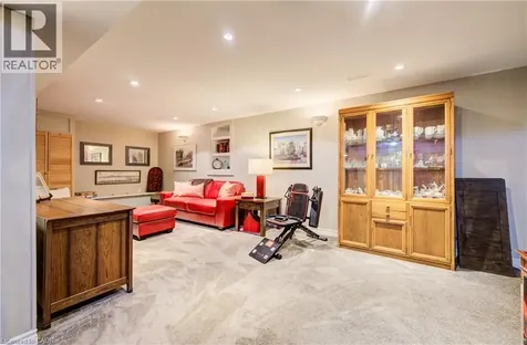 135 Royal Orchard Drive Kitchener ON N2N 1S2