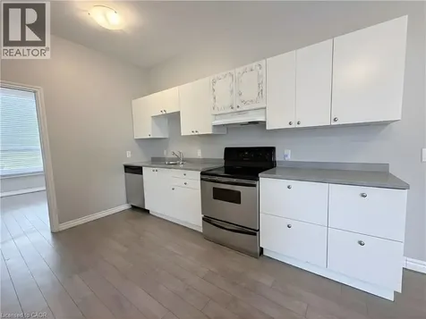105 Cheever Street Hamilton ON L8L 5R8