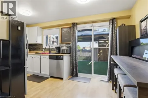 20 Ridgeway Crescent Kitchener ON N2E 3M3