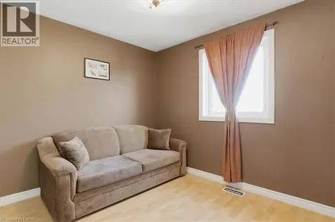 20 Ridgeway Crescent Kitchener ON N2E 3M3