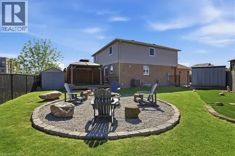 20 Ridgeway Crescent Kitchener ON N2E 3M3