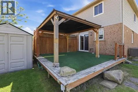 20 Ridgeway Crescent Kitchener ON N2E 3M3