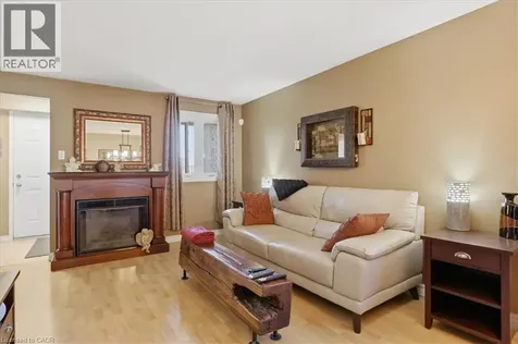 20 Ridgeway Crescent Kitchener ON N2E 3M3