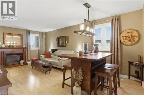 20 Ridgeway Crescent Kitchener ON N2E 3M3