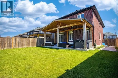 17 Narbonne Crescent Stoney Creek ON L8J 0J7