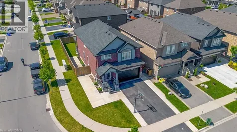 17 Narbonne Crescent Stoney Creek ON L8J 0J7
