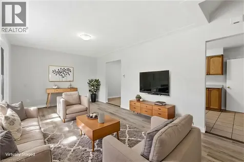 19 Taylor Avenue Cambridge ON N1R 5M1