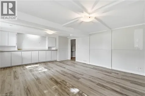 19 Taylor Avenue Cambridge ON N1R 5M1