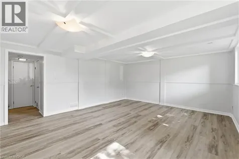 19 Taylor Avenue Cambridge ON N1R 5M1