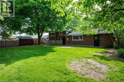 19 Taylor Avenue Cambridge ON N1R 5M1