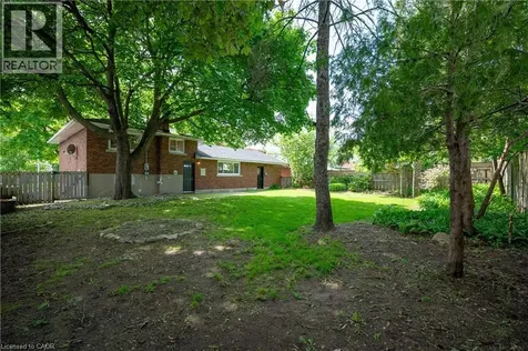 19 Taylor Avenue Cambridge ON N1R 5M1