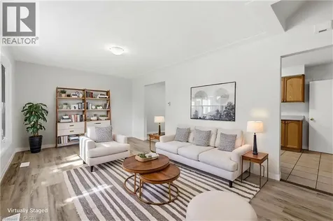 19 Taylor Avenue Cambridge ON N1R 5M1