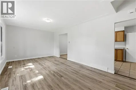 19 Taylor Avenue Cambridge ON N1R 5M1