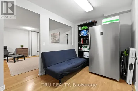 24 Compata Way Ottawa ON K1B 4W9