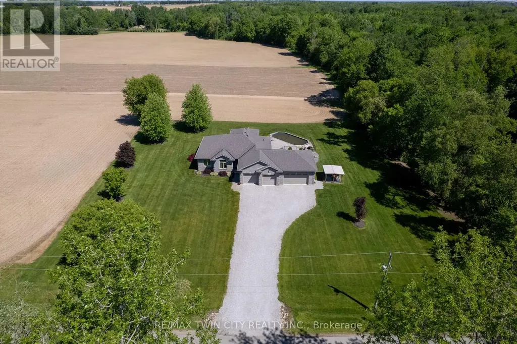 1827 Windham Road 3 Norfolk ON N0E 1R0