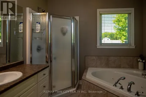 1827 Windham Road 3 Norfolk ON N0E 1R0