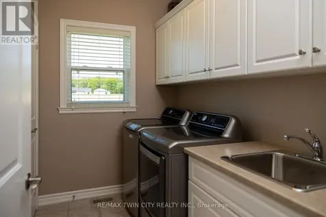 1827 Windham Road 3 Norfolk ON N0E 1R0