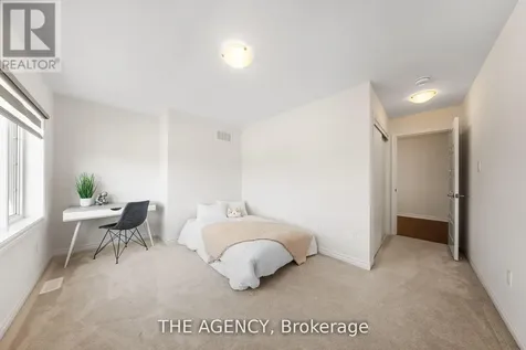 1 Bee Crescent Brantford ON N3T 0V7