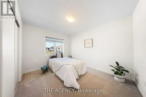 1 Bee Crescent Brantford ON N3T 0V7