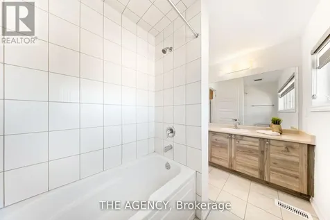 1 Bee Crescent Brantford ON N3T 0V7