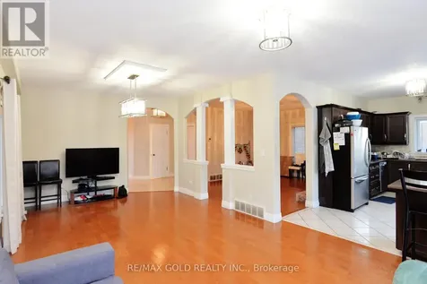 230 Doon Mills Drive Kitchener ON N2P 2R8