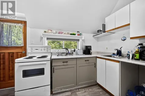 58 Abbott Street Brockville ON K6V 4A6