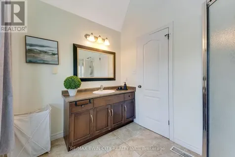 27 Tremaine Drive Kitchener ON N2A 4L9