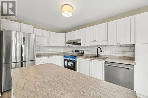 158 Lokoya Street Ottawa ON K2S 0J5