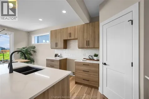 199 Ironwood Trail Chatham ON N7M 0T3