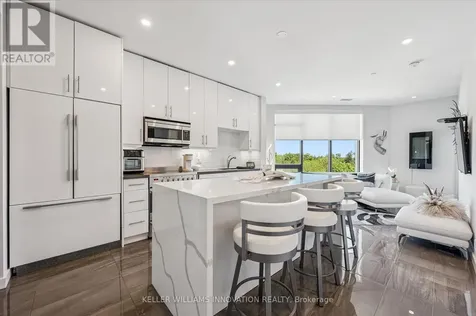 690 King Street West Kitchener ON N2H 5L8