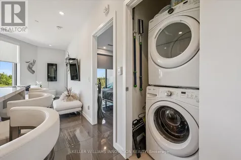 690 King Street West Kitchener ON N2H 5L8