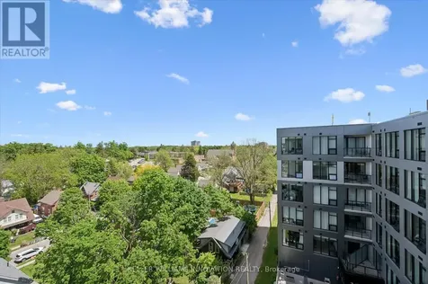 690 King Street West Kitchener ON N2H 5L8