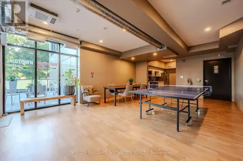 690 King Street West Kitchener ON N2H 5L8