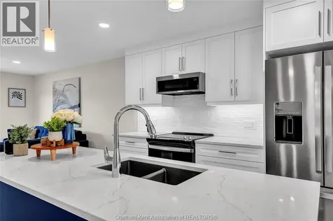 240 Ironwood Trail Chatham ON N7M 0V6
