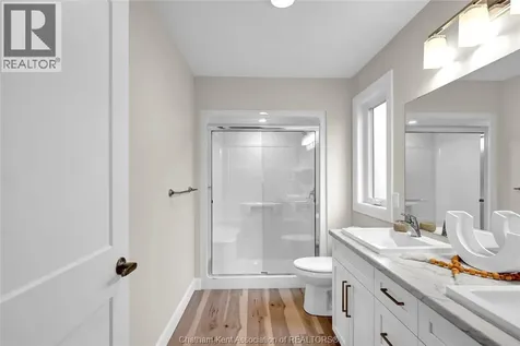 240 Ironwood Trail Chatham ON N7M 0V6