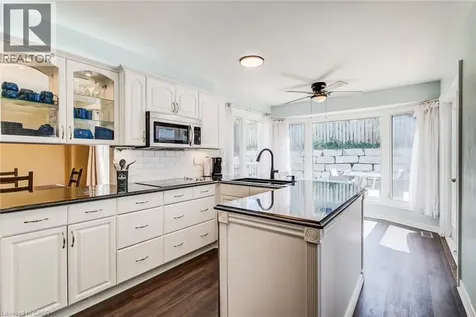 13 Gateview Drive Waterloo ON N2T 1A3