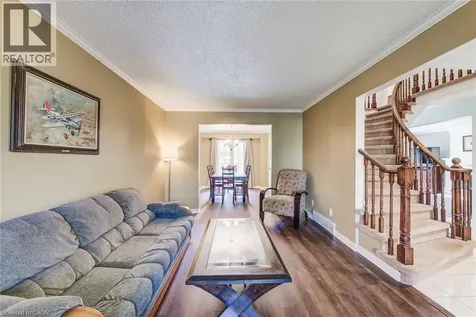 13 Gateview Drive Waterloo ON N2T 1A3